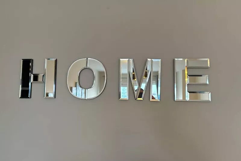 AB11 Apartments, City Centre Modern Executive Apartments - Complimentary Parking