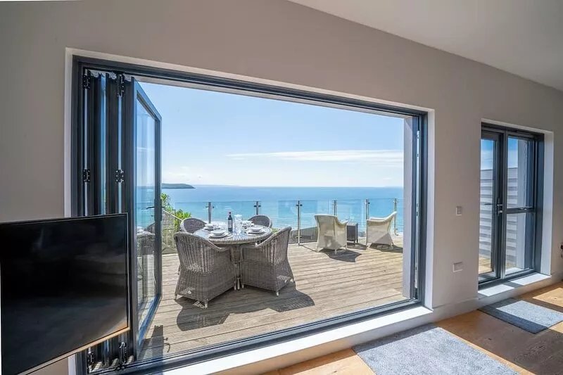 Rock Pool - Four Bedroom House, Sleeps 8