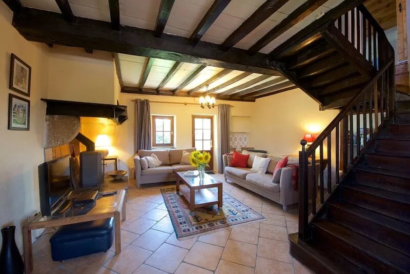 Beautiful countryside, 5 min walk from all amenities