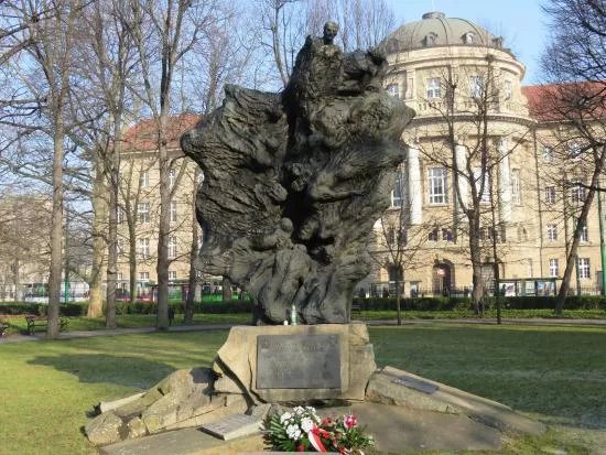 Pomnik Ofiar Katynia i Sybiru