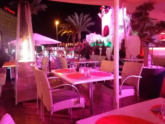 Lava Lounge Bar & Ristorante