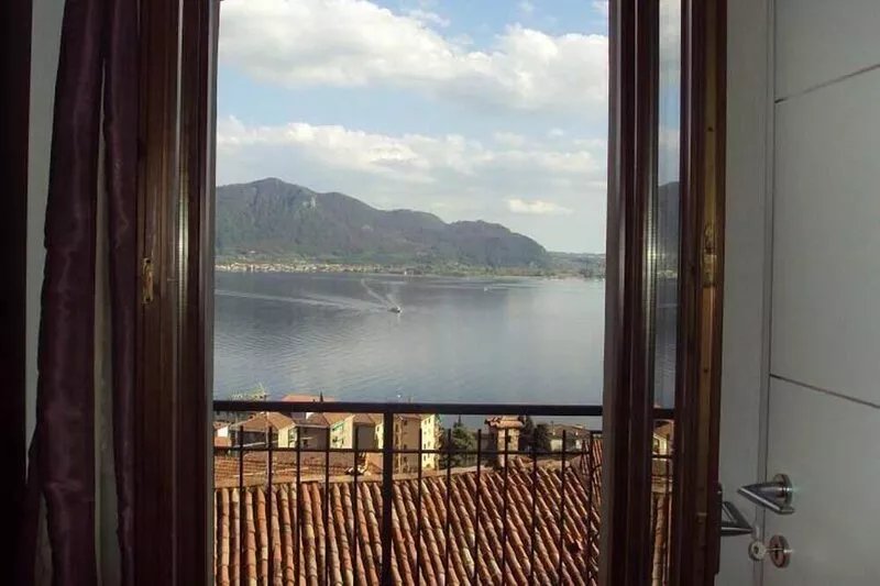 Stone House with spectacular sight on Iseo Lake - Special EXPO Milan