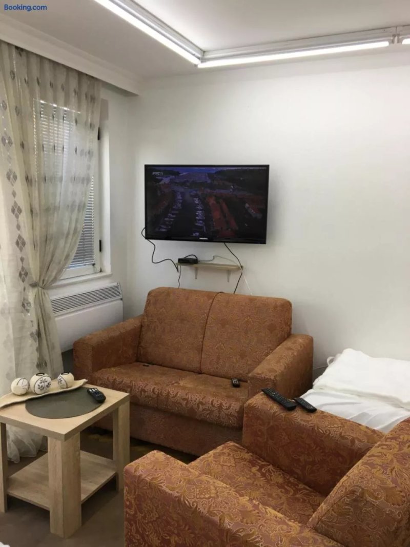 Apartment Bazar