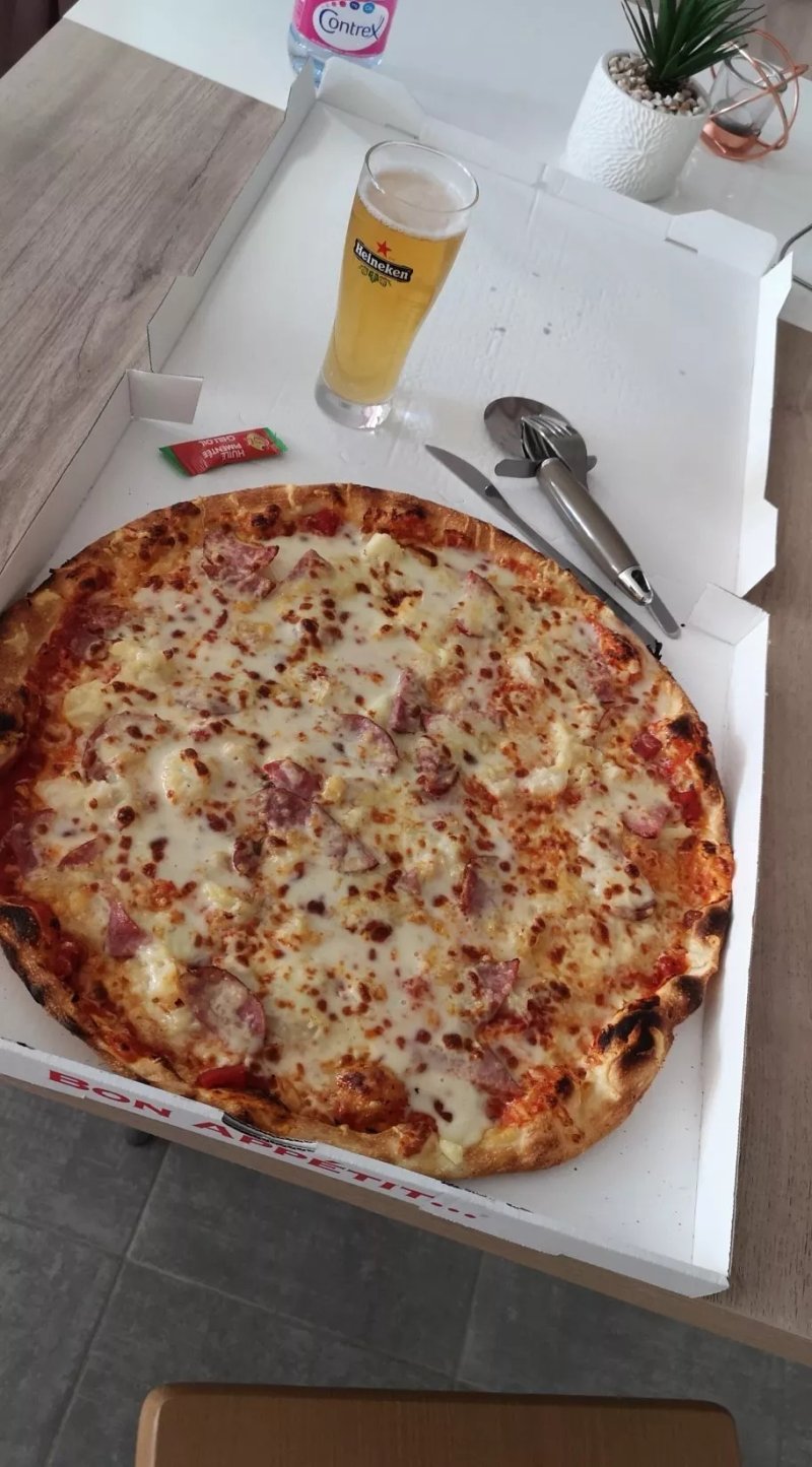 S.O.S Pizzas