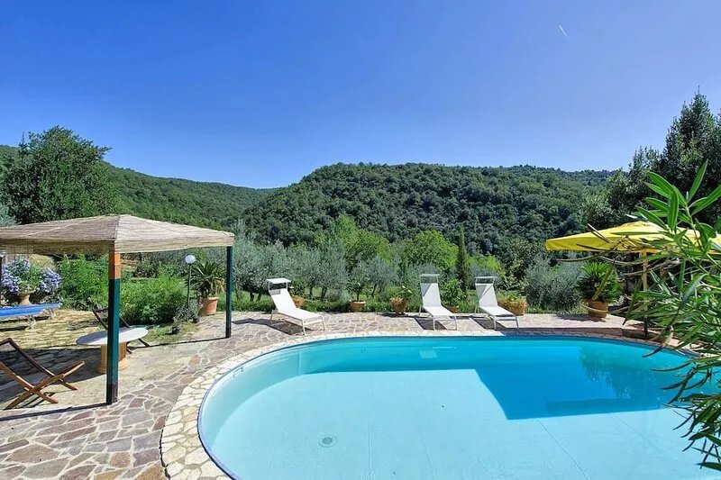 Bigiolo a Melazzano - Holiday Country Villa with swimming pool in Greve in