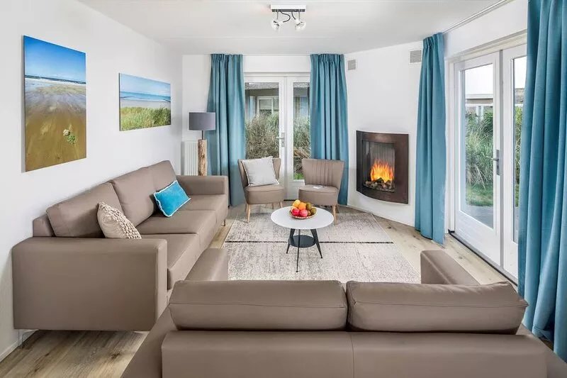 Restyled villa in Julianadorp near the sea