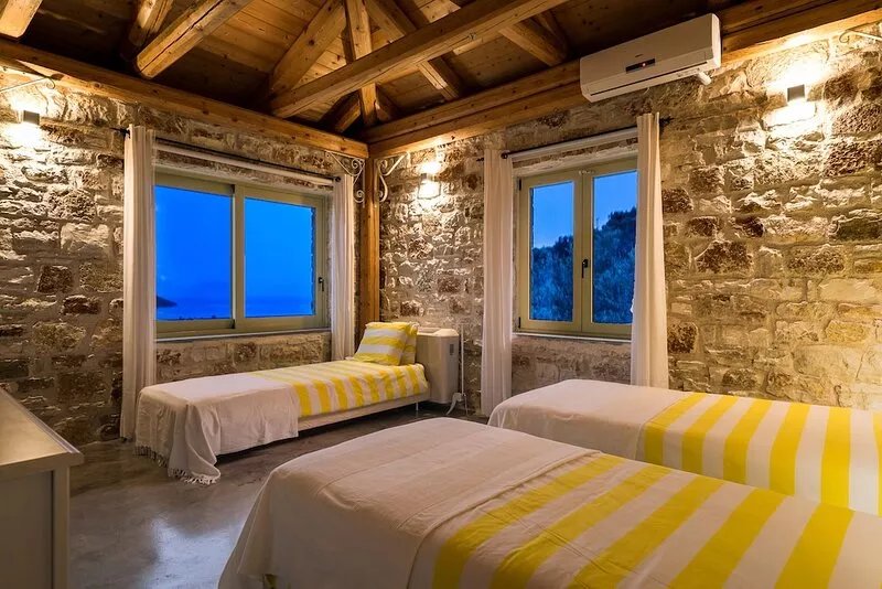 Rose Tower Luxury stone tower villa in the middle of nature with stunning view.