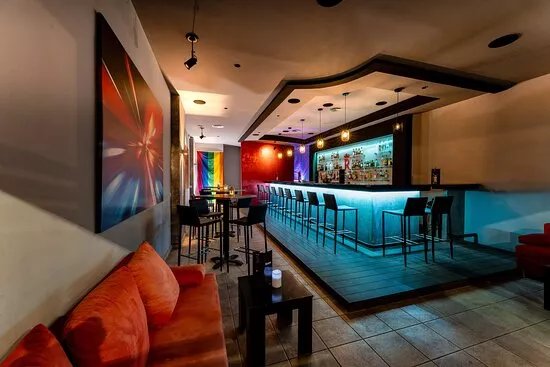 Reina Gay Bar Club