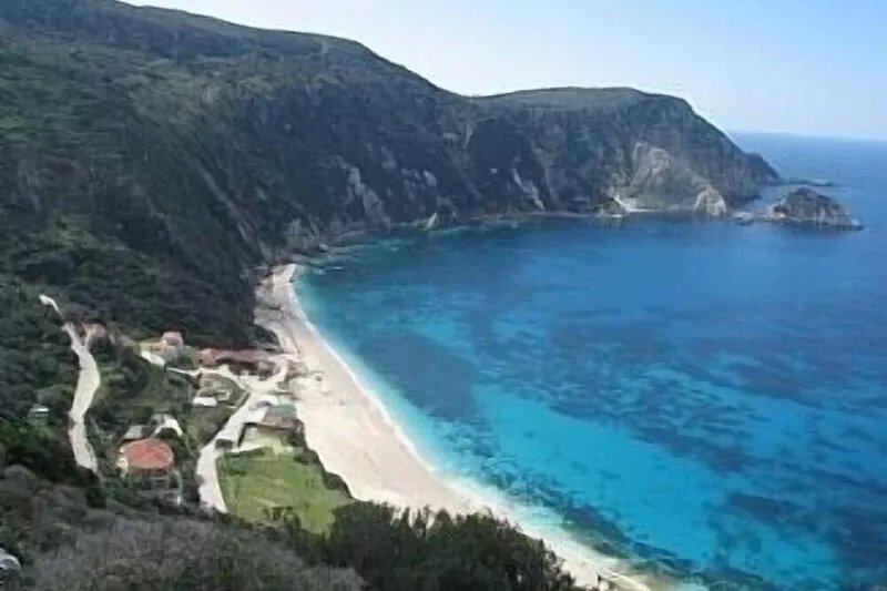 Large 4 bedroom family villa, fabulous Sea views private pool with Jacuzzi seat