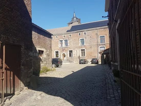 Chateau de Hollogne