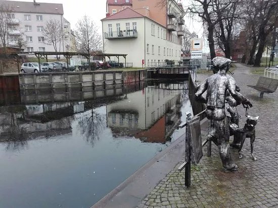 Figurengruppe "Schleusenspucker"