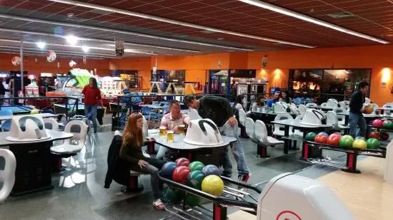 Bowling Paradise