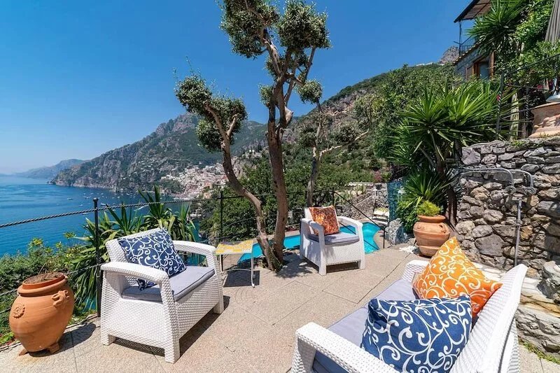 holiday rental on Amalfi coast, Positano within walking distance of town