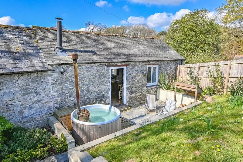 Award winning stunning barn conversion over looking nature reserve