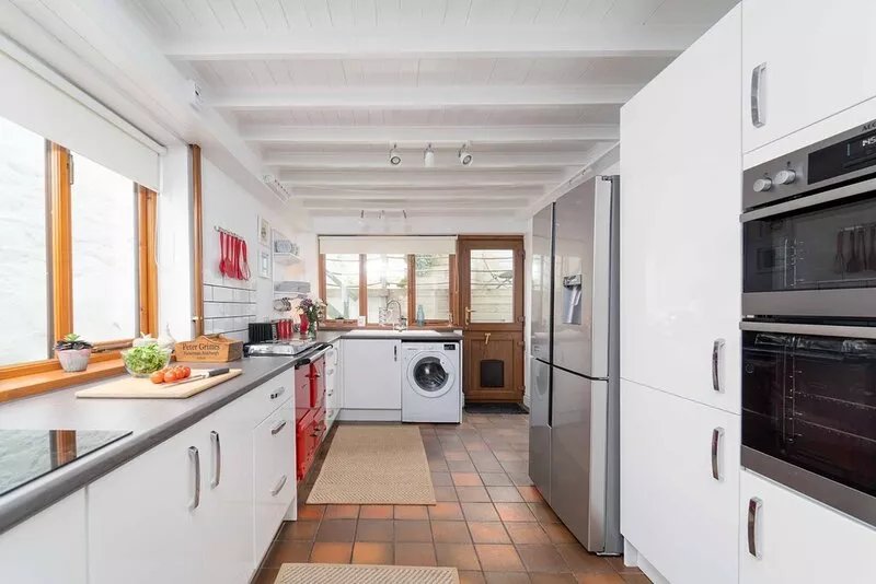 Curlew Cottage – Sleeps 4 – Garden – Dog Friendly
