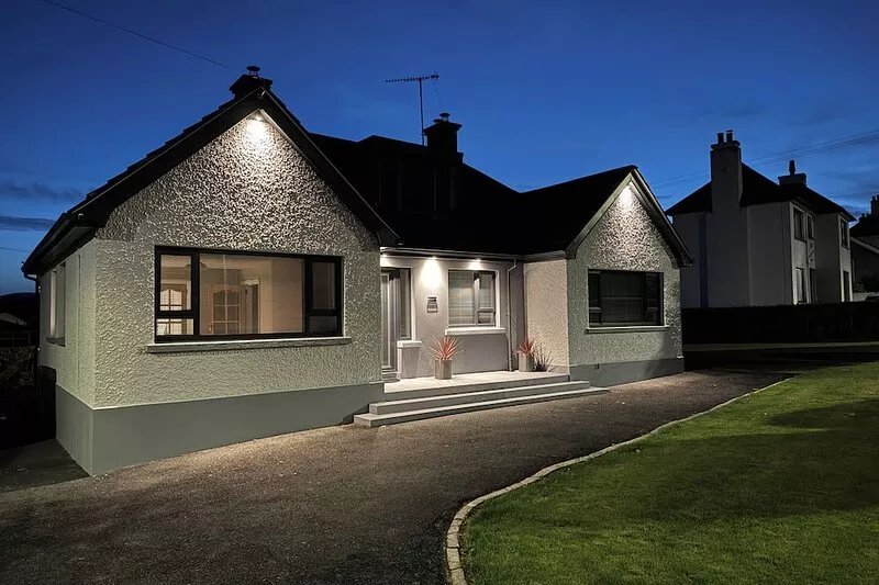 The Bearnagh - Newly renovated and spacious 4 bedroom house in Castlewellan
