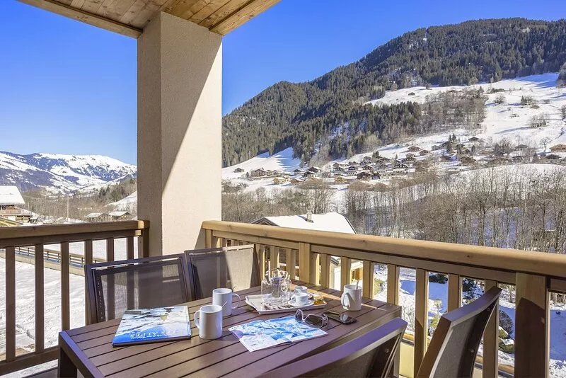 Pleasing apartment 300 m from the ski lift
