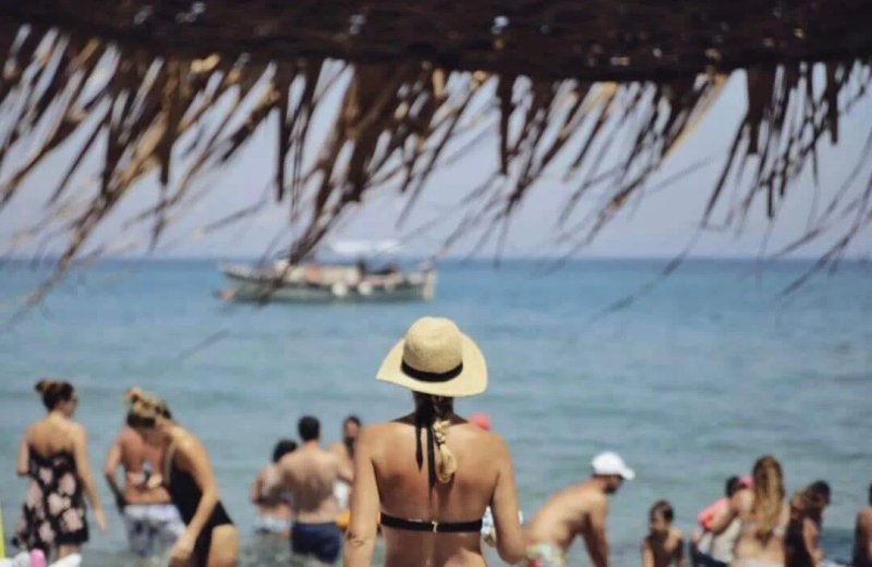 Villa-yianna Ammouda Beach Bar