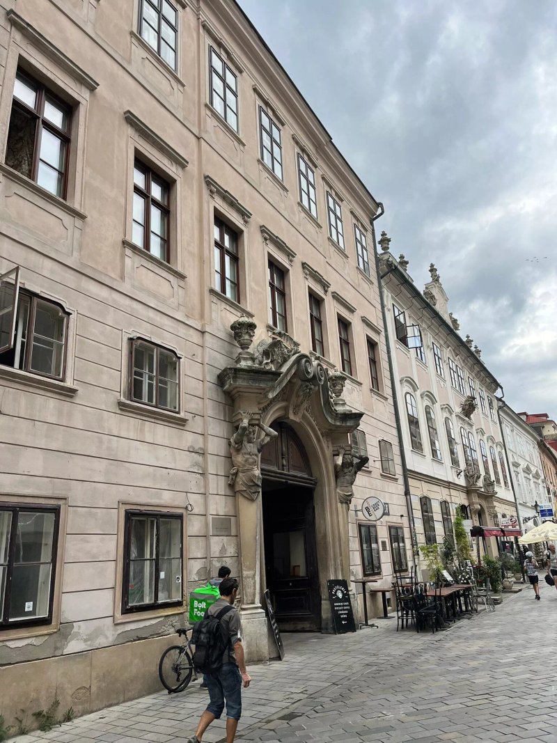 Balasov palac
