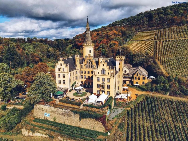 Schloss Arenfels