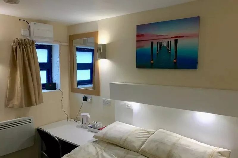 Double Room, own front door on high street