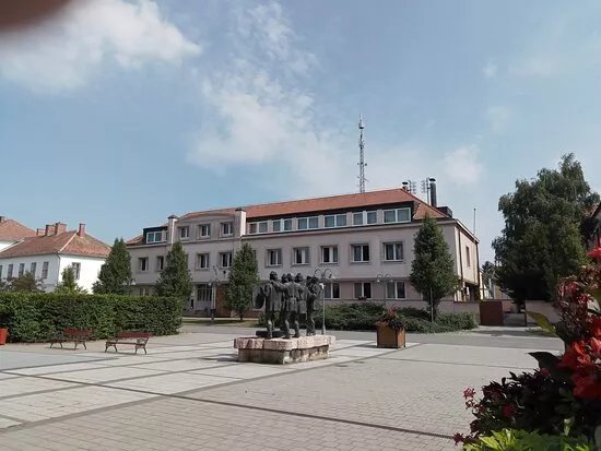Tancolo Hajdu Szoborcsoport