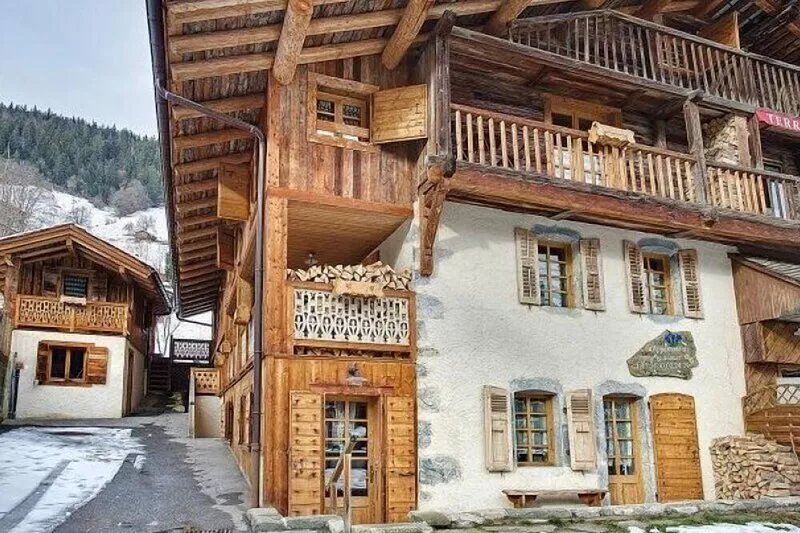 Bo d'Ane 3: Great comfort in the Village Center