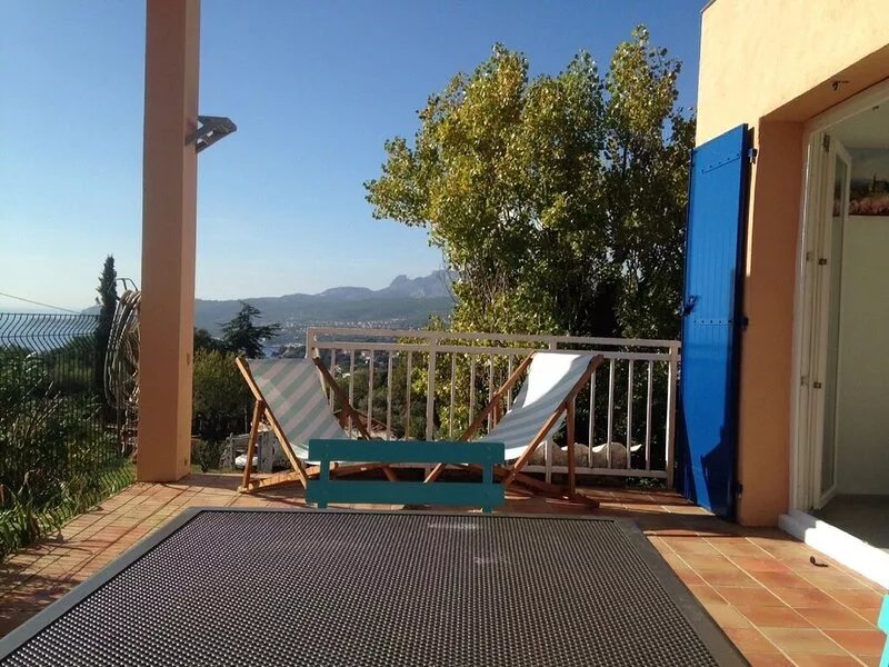 Exceptional panoramic view of the sea, Cassis, Cap Canaille, the Calanques