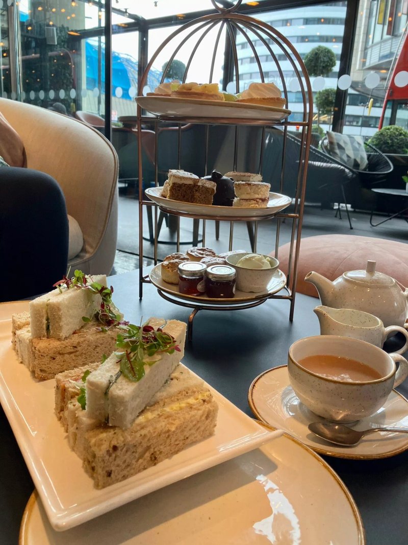 Afternoon Tea at Park Plaza Westminster Bridge