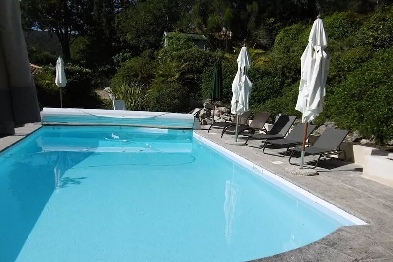 self-catering cottage in a private house in Ceyreste, 10 minutes from the beach