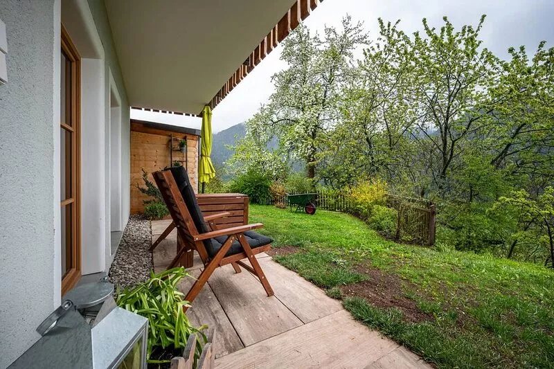 Holiday Accommodation "Valentin 36 Apartment Raschötz" with Wi-Fi and balcony