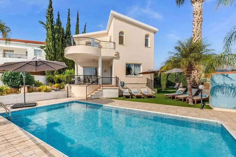 Villa Soraya I by Ezoria Villas