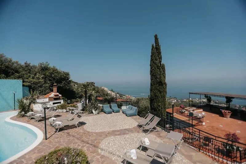 VillaBiancaSorrento - Amalficoast-Terraces - Gorgeous View - Private Pool-Gym