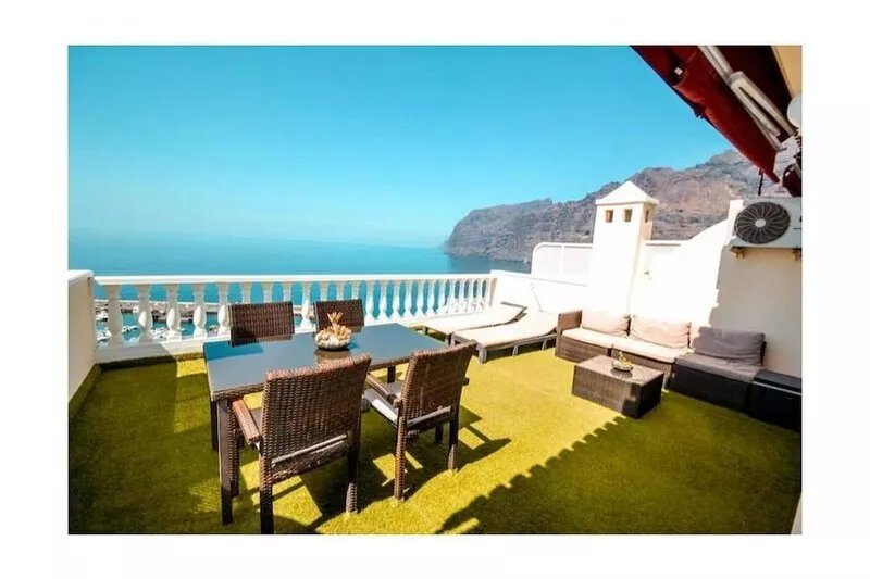 Apartment - LOS GIGANTES
