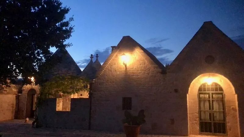 Luxury family Trullo (180m2) with large private pool, BBQ, pizzaoven and garden