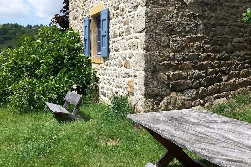 Tastefully renovated old stone farmhouse - heart of Monts du Lyonnais mountains