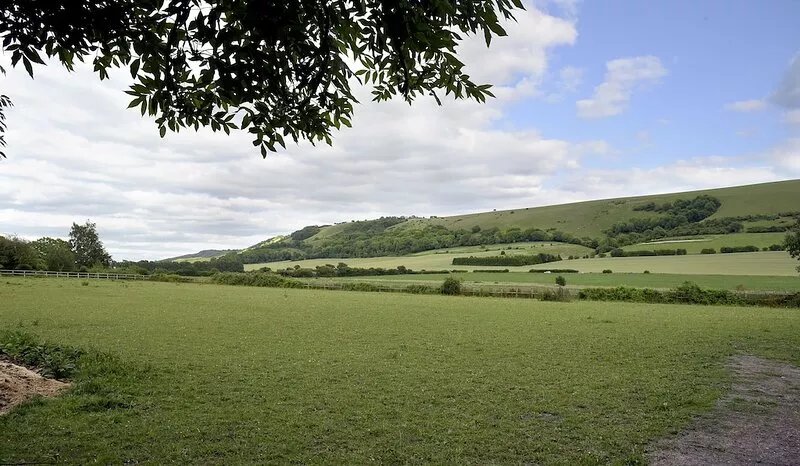 Stylish & comfortable cottage in a beautiful village with stunning views