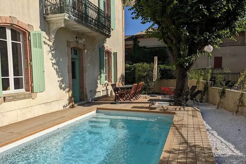 Le vieux tilleul - spacious villa in the heart of a village near Uzès