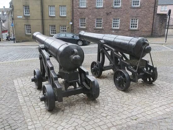 Stirling Broad Street Cannons