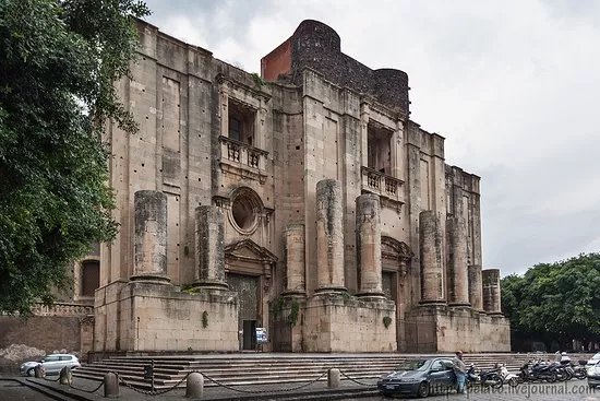 Chiesa Di San Nicolo L'arena