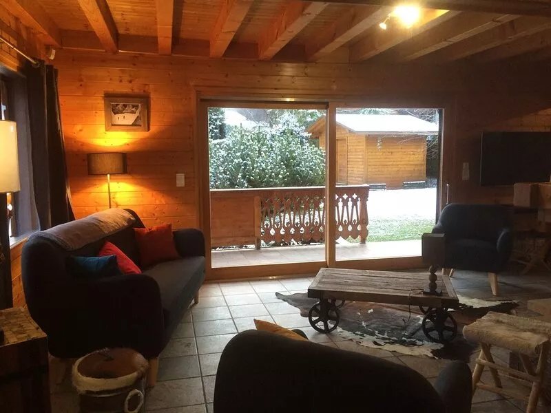 Chalet "THE RESTORER" in the field of the doors of the sun