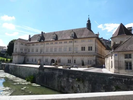 Hotel-Dieu De Dole