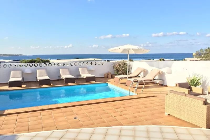 3 Bedroom Luxury Villa With Private Pool on The Famous Famara Beach