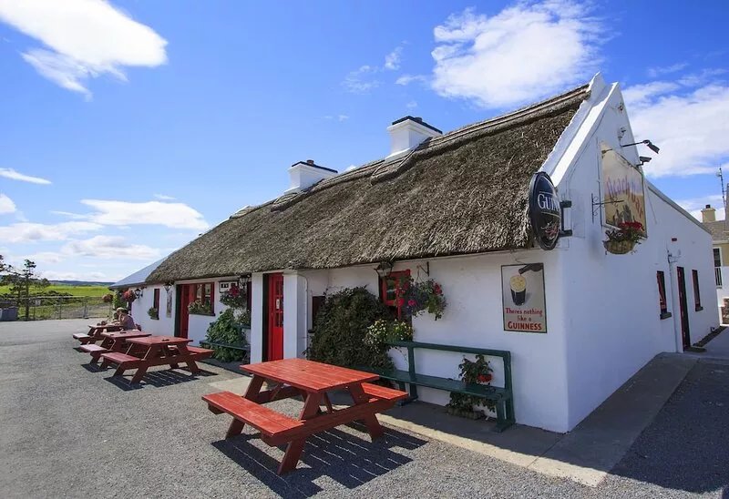 Lovely Spacious House in a Fab Sligo location directly on the Wild Atlantic Way