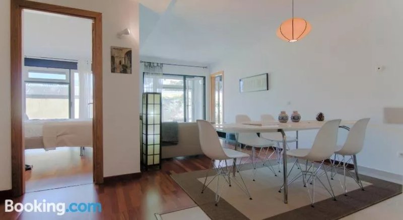 Castillo Apartments
