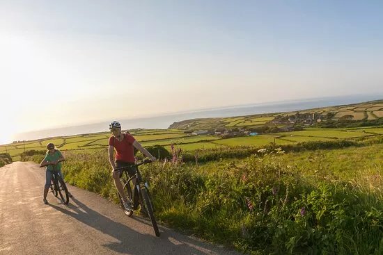 St Ives eBikes
