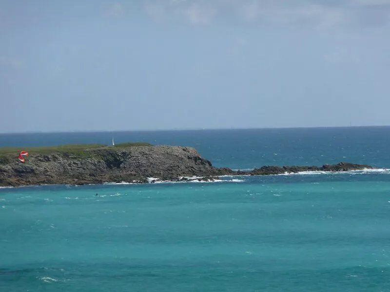 House with panoramic sea view, 500 m from Trez Goarem beach