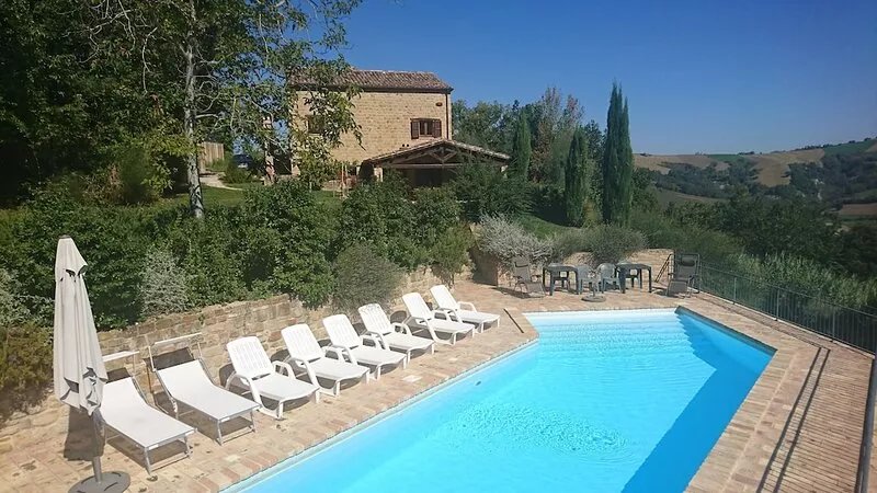 Lovely peaceful stone farmhouse with pool and beautiful views