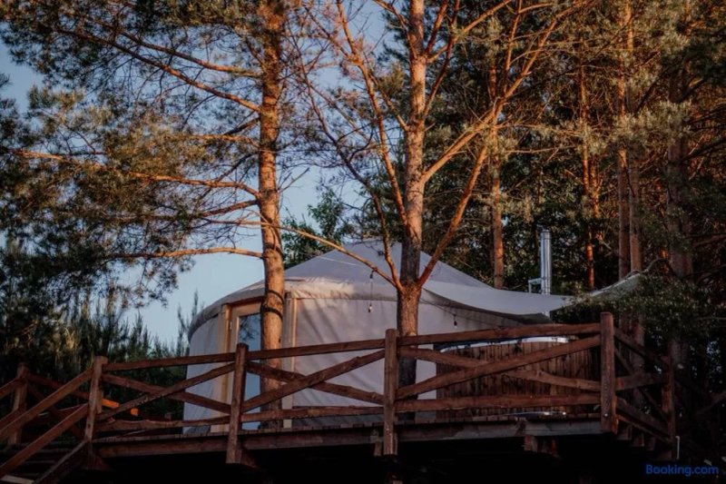 Jurty Z Widokiem, Prywatna Balia - Dzikolas Glamping