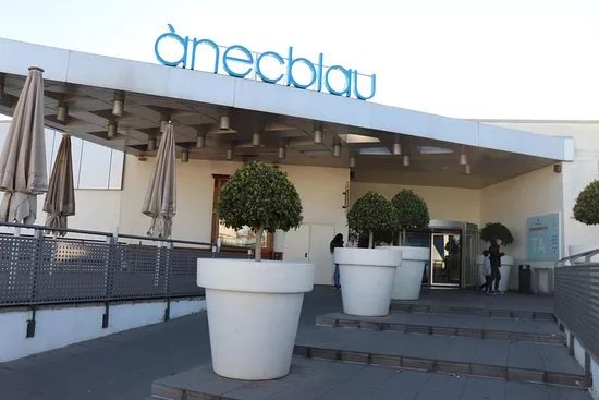Anec Blau